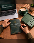 Setul Antreprenorului — cutia cu agendă, pix, stick USB și cartea